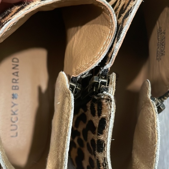 Lucky Brand Leopard Print Boots Real Hair Booties Mobwife - Picture 9 of 12